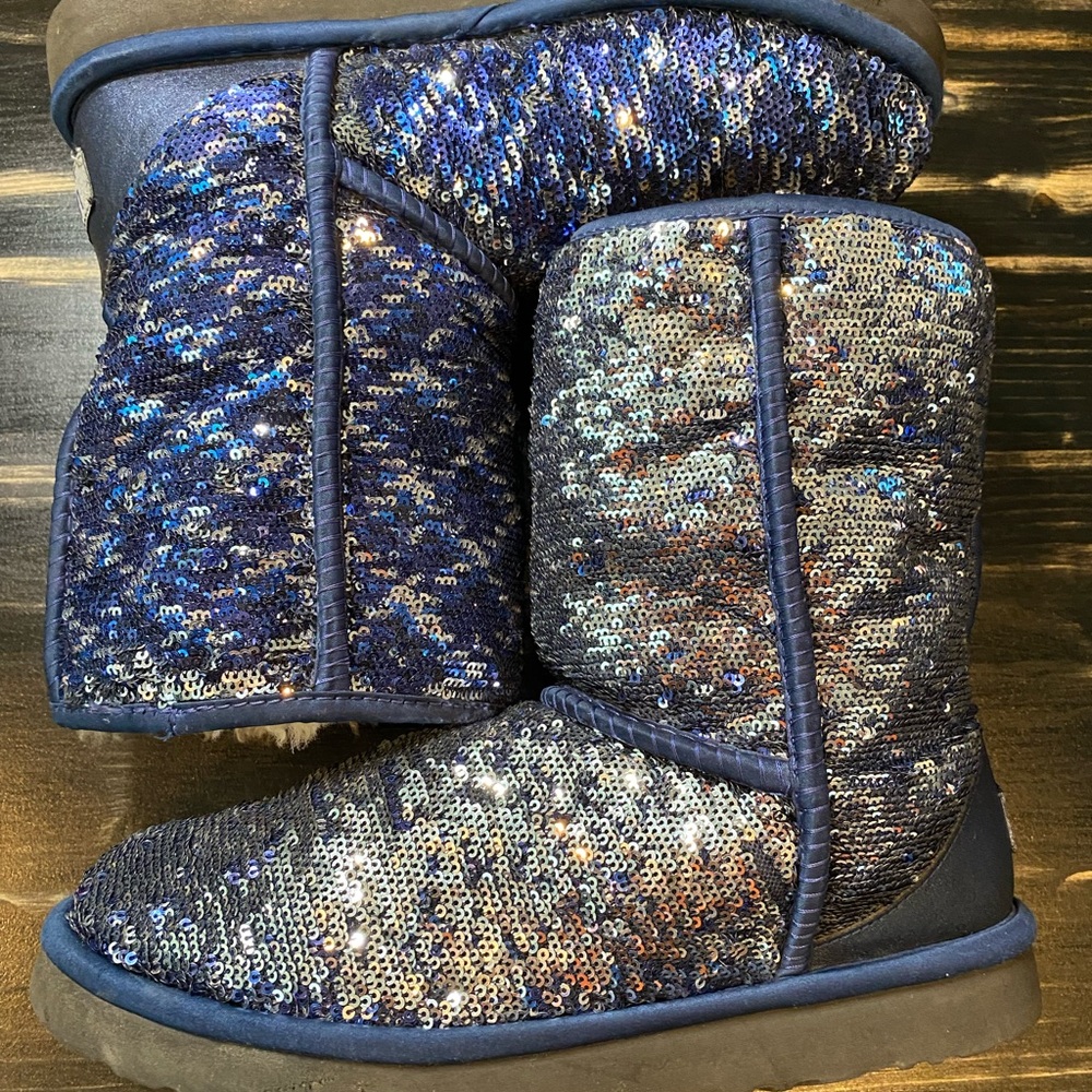 Ugg Blue Sparkle Reversible Classic Short